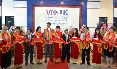 Vietnam-UK Research Institute makes debut in Da Nang  - ảnh 1